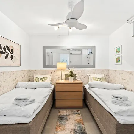 Apartment Sea View And Luxury On The