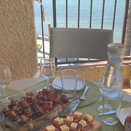 Sea View And Luxury On The تورّيفيِخا