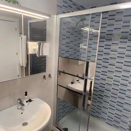 Sea View And Luxury On The تورّيفيِخا