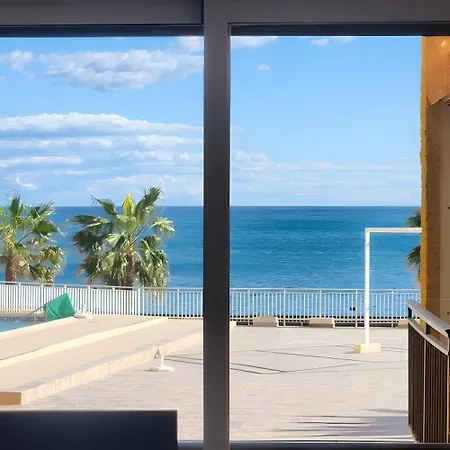 Sea View And Luxury On The