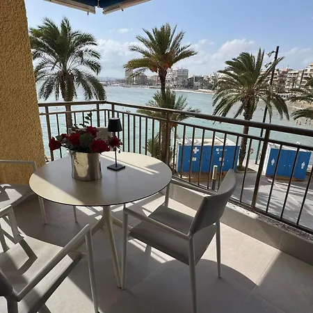 Sea View And Luxury On The شقة *