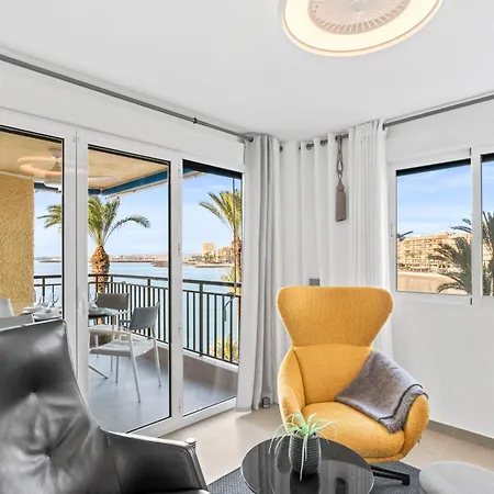 Sea View And Luxury On The 公寓