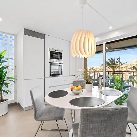 Apartment Sea View And Luxury On The *